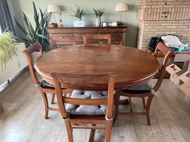 Eettafel met 4 stoelen GRATIS, Huis en Inrichting, Complete eetkamers, Gebruikt, 4 tot 6 stoelen, Ophalen