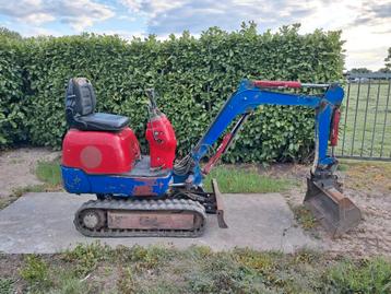 Minigraver Hitachi AX - 8 / Kubota / 800 kg beschikbaar voor biedingen