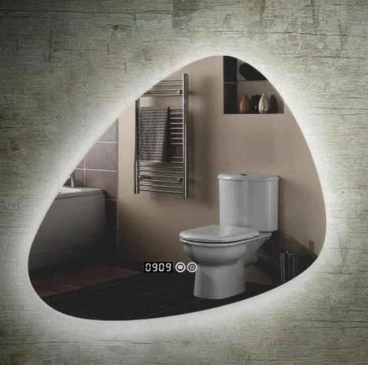 Loviisa Oval Smart LED Badkamer Spiegel NIEUW IN DOOS!!, Huis en Inrichting, Woonaccessoires | Spiegels, Nieuw, Ophalen of Verzenden