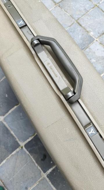 Samsonite koffer beschikbaar voor biedingen