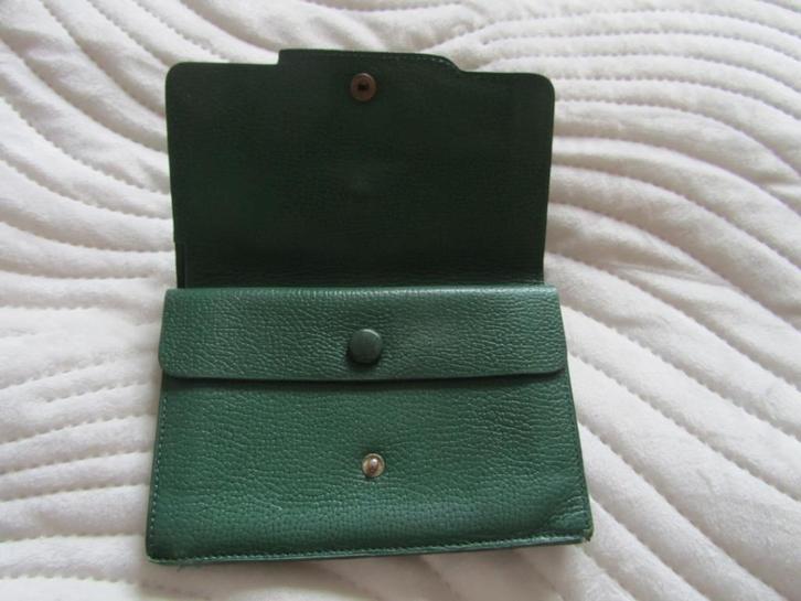 DELVAUX Voorgesigneerde groene portemonnee, Handtassen en Accessoires, Tassen | Damestassen, Groen, Verzenden