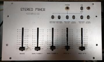 TABLE DE MIXAGE TTI STEREO MIXER 1050 A, Enlèvement ou Envoi, Utilisé