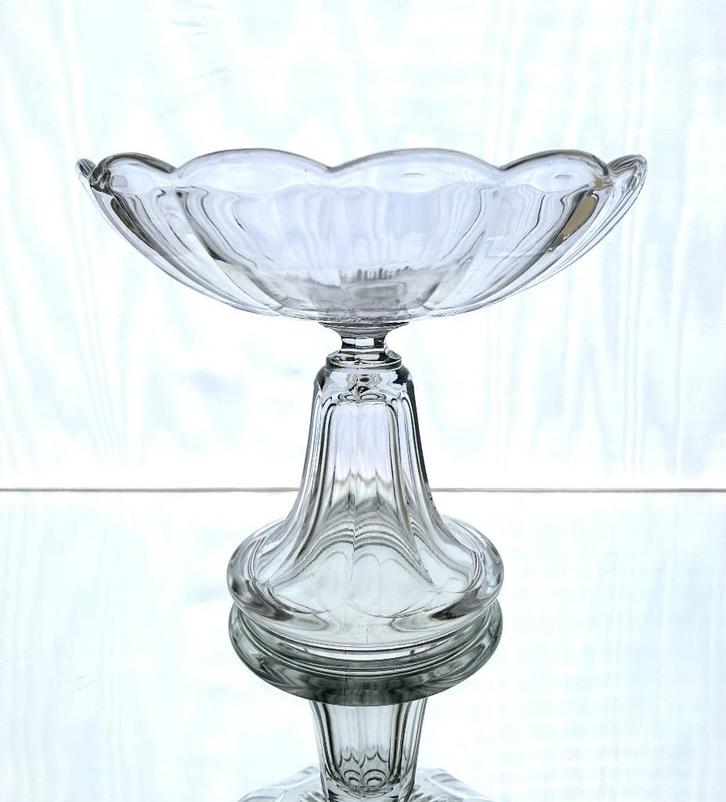 Val Saint Lambert schaal op voet model Côtes, Antiek en Kunst, Antiek | Glaswerk en Kristal, Ophalen of Verzenden