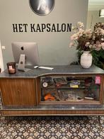 Antieke oude toog of bureau., Ophalen