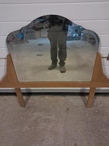 Miroir biseauté  beschikbaar voor biedingen