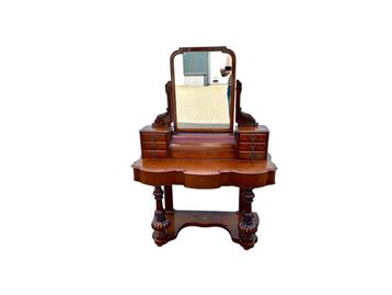 Antieke Mahoniehouten Kaptafel beschikbaar voor biedingen