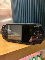 Psp Console + games, Games en Spelcomputers, Spelcomputers | Sony PSP, Ophalen of Verzenden, Zo goed als nieuw, Zwart, PSP