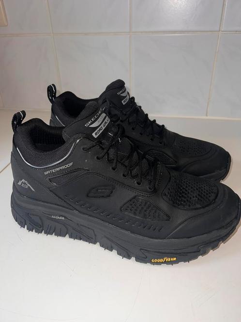 Skechers Arch Fit Road Walker - 44, Vêtements | Hommes, Chaussures, Chaussures de marche, Noir, Enlèvement