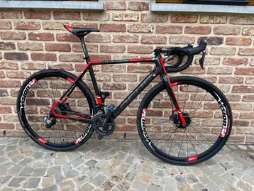 Focus cyclo-cross / Gravel di2 disponible aux enchères