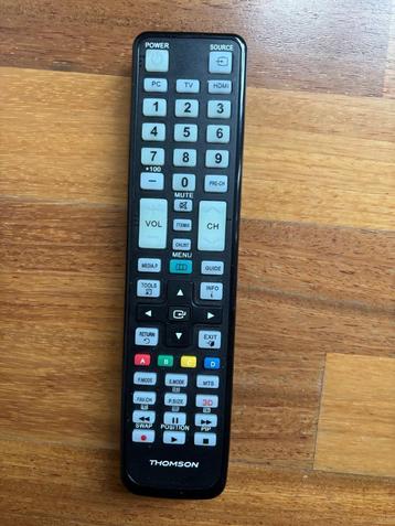 Télécommande universelle beschikbaar voor biedingen