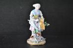 Statuette de paysanne en porcelaine polychrome de SITZENDORF, Antiek en Kunst, Ophalen of Verzenden