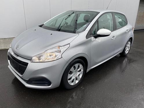 Peugeot 208 Benzine 1.2 Like, Auto's, Peugeot, Bedrijf, Te koop, Benzine, Euro 6, Stadsauto, 5 deurs, Handgeschakeld, Zilver of Grijs