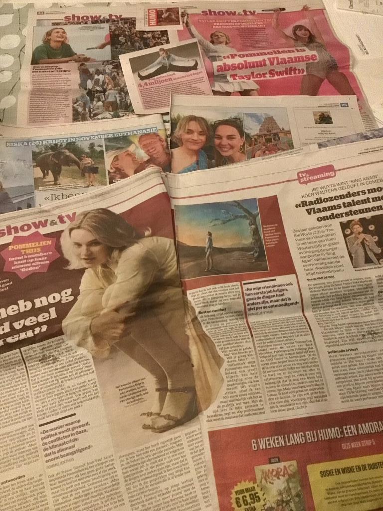 Pommelien Thijs krantenartikels, Ophalen of Verzenden, Krant