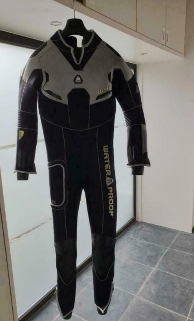 Wetsuit Waterproof W4 7mm, man + gratis handschoenen, Watersport en Boten, Duiken, Zo goed als nieuw, Duikpak, Ophalen of Verzenden