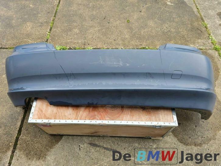 Achterbumper in primer BMW 1-serie E82 E88 51127206863, Auto-onderdelen, Carrosserie, Bumper, BMW, Achter, Gebruikt, Ophalen of Verzenden