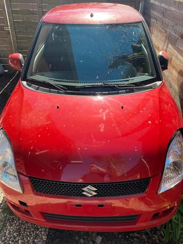 Suzuki Swift 1.3D, Autos, Rouge, Achat, Boîte manuelle, Diesel