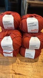 Katia Sweet Cocoon nr 90 roest lot 10 bollen, Ophalen of Verzenden, Nieuw, Breien of Haken, Wol of Garen