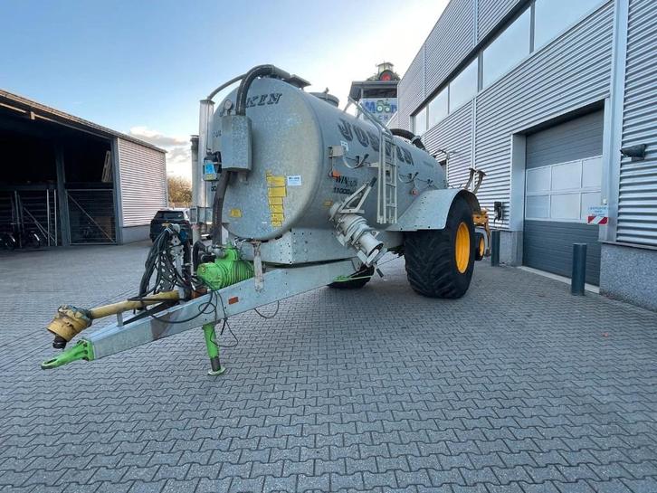 Joskin gierton met bouwland injecteur, Articles professionnels, Agriculture | Outils, Enlèvement