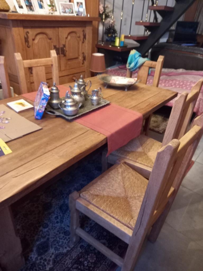 Eiken eetplaats in perfecte staat. Langekast,bar, tafel6stoe, Ophalen