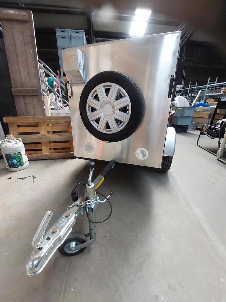 Te koop gesloten aanhanger, Auto diversen, Aanhangers en Bagagewagens, Ophalen