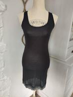 Sous-robe noire à bord doré, Enlèvement ou Envoi, Noir