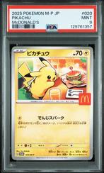 Pikachu PSA 9 - 020/M-P - Japanese Promo 2025, Hobby en Vrije tijd, Verzenden, Zo goed als nieuw, Losse kaart