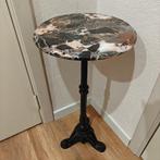 Tafel met marmeren blad en gietijzeren onderstel, Ophalen