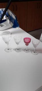 Kristal Val Saint Lambert, Enlèvement