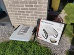 Garage voor robotgrasmaaiers, Tuin en Terras, Robotmaaiers, Ophalen, Zo goed als nieuw, Power Plus