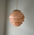 Vintage Art -Deco gemarmerde opaliene glazen hanglamp., Antiek en Kunst, Antiek | Verlichting, Ophalen of Verzenden