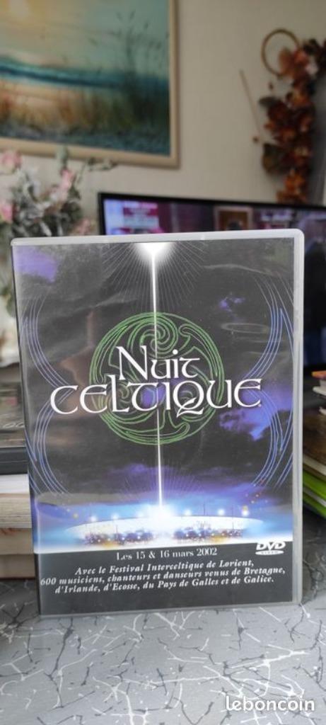 Nuit Celtique DVD, CD & DVD, DVD | Musique & Concerts, Utilisé, Musique et Concerts, Tous les âges, Envoi