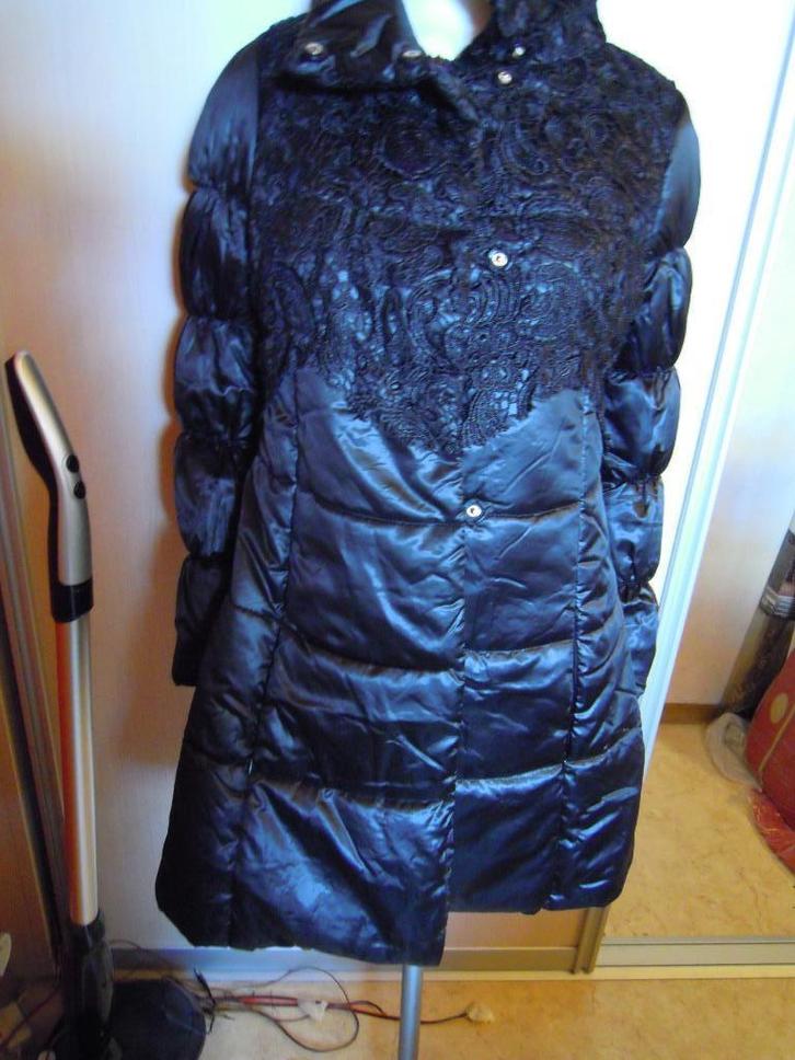 Halflange jas NIEUW., Kleding | Dames, Jassen | Winter, Nieuw, Maat 42/44 (L), Zwart, Ophalen of Verzenden