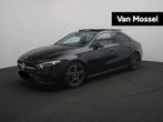 Mercedes-Benz A-Klasse 200 AMG Line Limousine + PANORAMISCH, Auto's, Stof, Zwart, 4 cilinders, Zwart