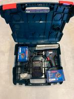 Bosch schroef-boor machine + 2 batterijen nieuw!, Doe-het-zelf en Bouw, Gereedschap | Boormachines, Ophalen of Verzenden, Nieuw