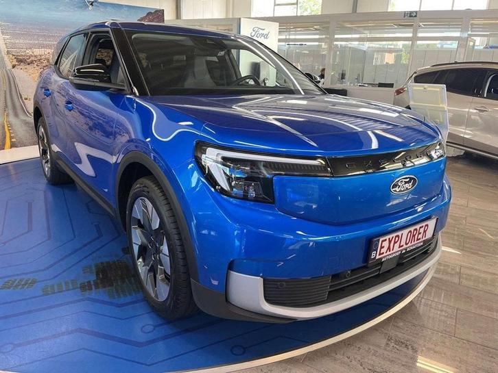 Ford Explorer 100% Elektrische AWD Warmte Pomp Direct leverb, Auto's, Ford, Te koop, Explorer, Lederen bekleding, Metaalkleur