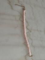 Collier rose ras du cou, Neuf