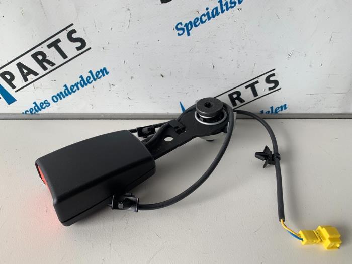 Veiligheidsgordel Insteek links-voor van een Mercedes Vito, Auto-onderdelen, Interieur en Bekleding, Mercedes-Benz, Nieuw, 12 maanden garantie