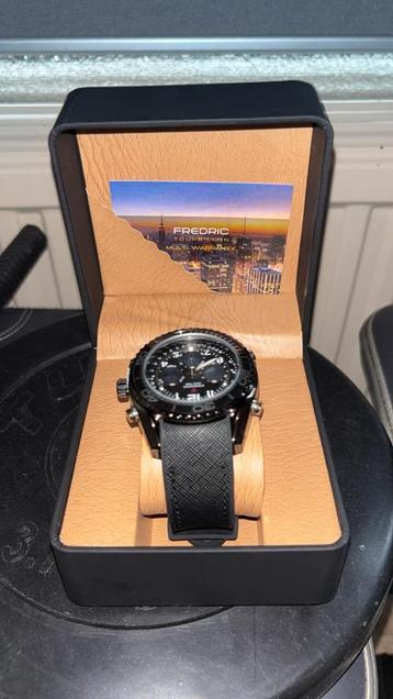 Vintage Fredric Horloge beschikbaar voor biedingen