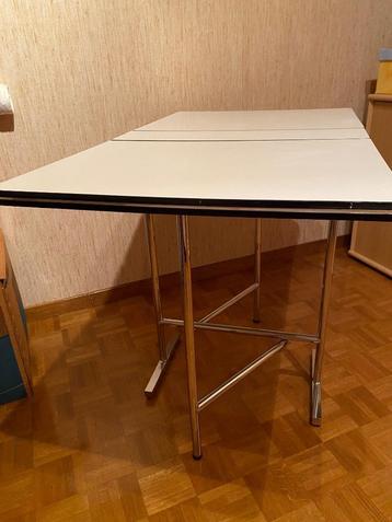 Klaptafel met 2 uitklapbare delen vintage  beschikbaar voor biedingen