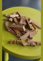 Houten treinspoor met treintje, Kinderen en Baby's, Speelgoed | Houten speelgoed, Ophalen of Verzenden, Zo goed als nieuw