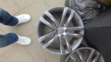 Velgen vw RLINE  beschikbaar voor biedingen