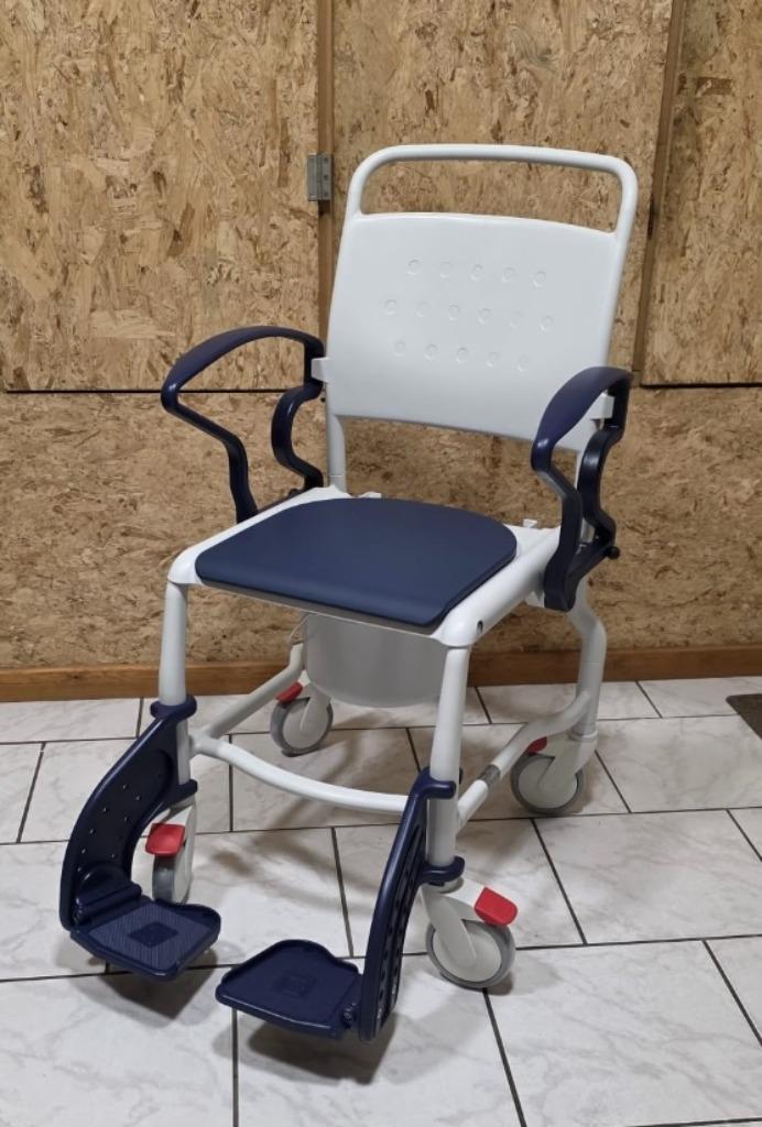 Verrijdbare Toiletstoel, Diversen, Verpleegmiddelen, Nieuw, Ophalen