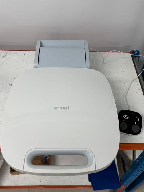 Cricut easypress, Hobby en Vrije tijd, Knutselen, Zo goed als nieuw, Gereedschap of Accessoires, Ophalen