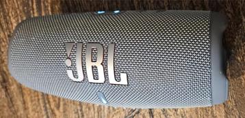 JBL speaker Charge 5 beschikbaar voor biedingen
