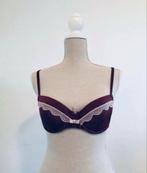 Ensemble neuf avec étiquettes soutien brassière rouge-gorge et string  Hunkemöller blanc bleu