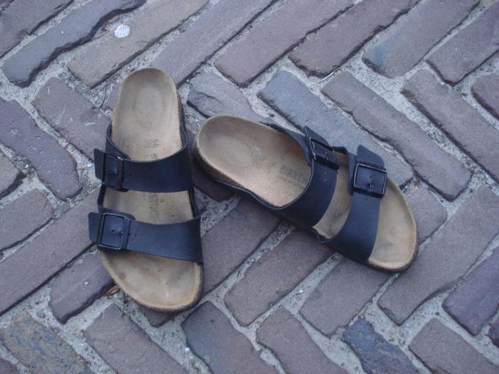 Gratis verzenden zwarte arizona birkenstock slippers 40, Kleding | Dames, Schoenen, Zo goed als nieuw, Slippers, Zwart, Verzenden
