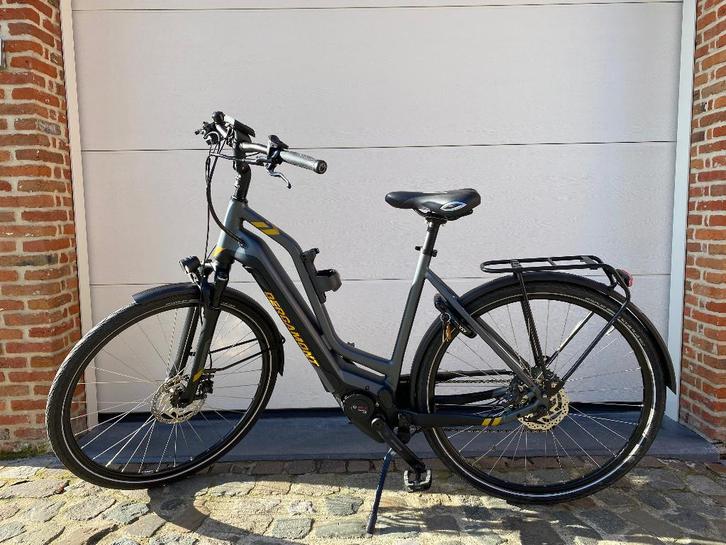 Elektrische fiets merk Bergamont, Fietsen en Brommers, Elektrische fietsen, Zo goed als nieuw, Overige merken, 55 tot 59 cm, 50 km per accu of meer