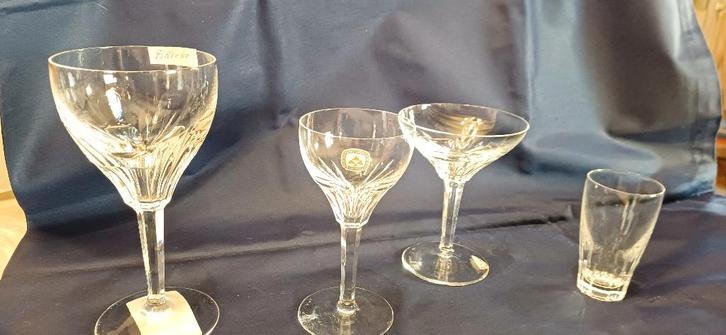 48 verres en cristal de Leerdam, Collections, Verres & Petits Verres, Enlèvement