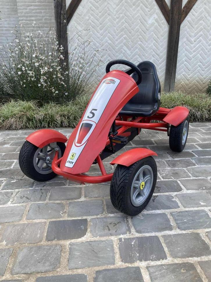 Karter Berg - Ferrari, Enfants & Bébés, Jouets | Extérieur | Go-cart & Cuistax, Comme neuf, Berg, Roue libre automatique, Enlèvement