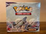 Chilling reign booster box nieuw nu voor maar €129,95, Hobby en Vrije tijd, Verzamelkaartspellen | Pokémon, Ophalen of Verzenden